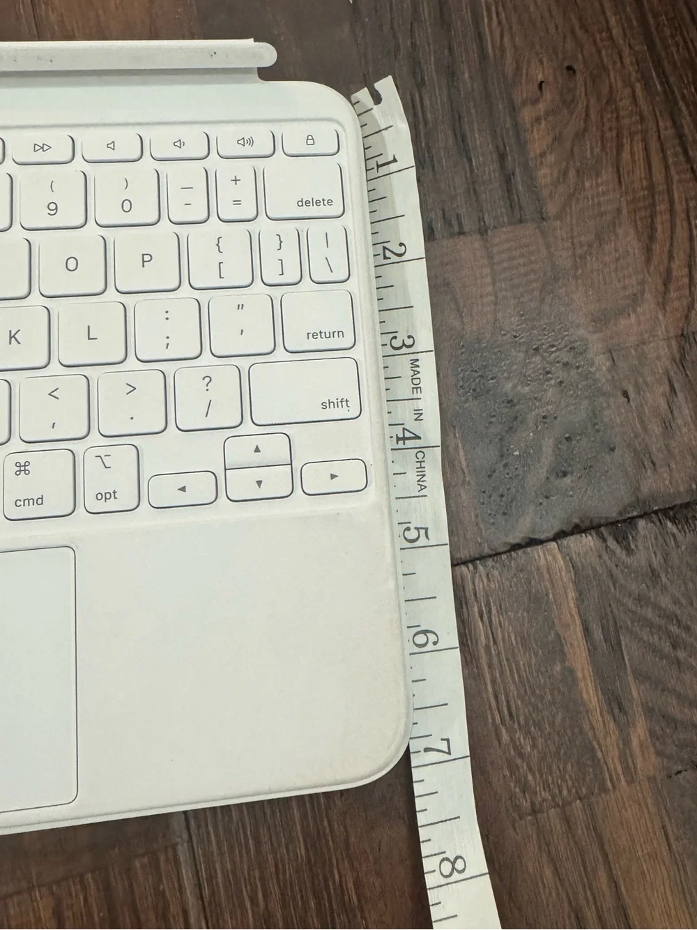 Apple White Magic Keyboard Folio for iPad